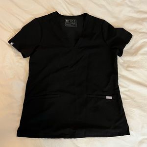 2 Figs Casma Three Pocket Scrub Top